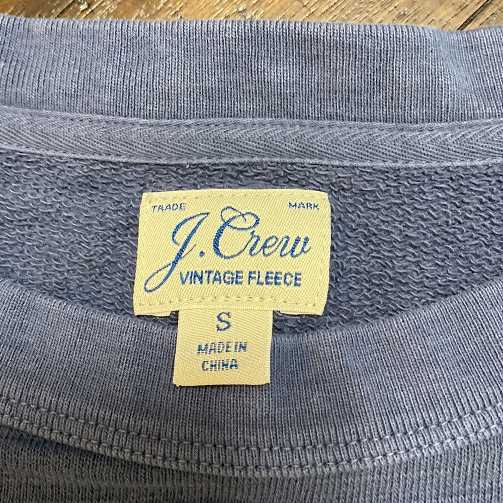 J. Crew vintage periwinkle oversized cropped fleece sz S - Picture 2 of 6